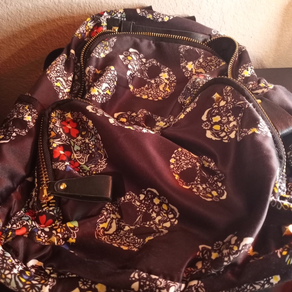 MMS Polyster Abstract Print Backpack - Picture 2 of 5